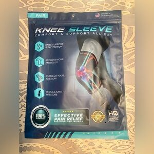 Black Knee Sleeves for Support and Pain Relief